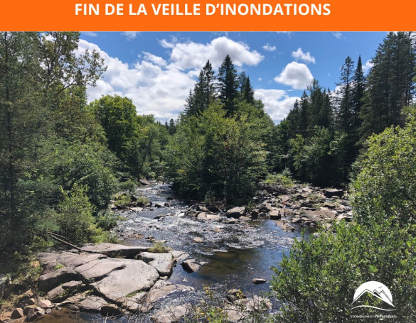 Levée de la veille d'inondations
